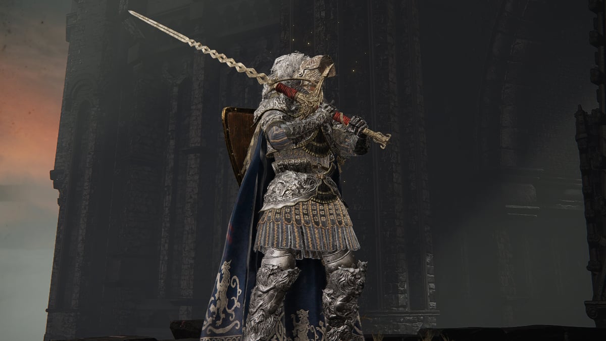 Elden Ring - A player wielding Fire Knight's Greatsword